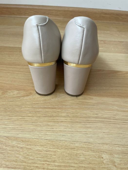 Skórzane buty Lasocki