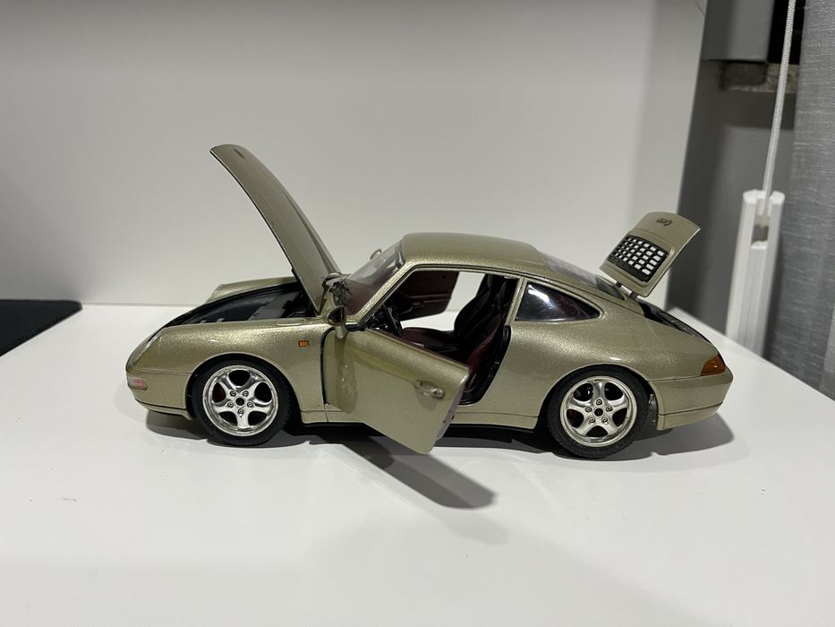 Porsche Carrera 1:18 (Descrição)