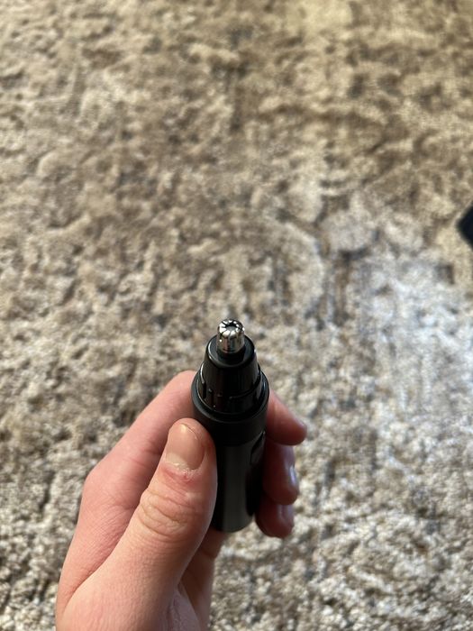 Тример для носа і вух на батарейці