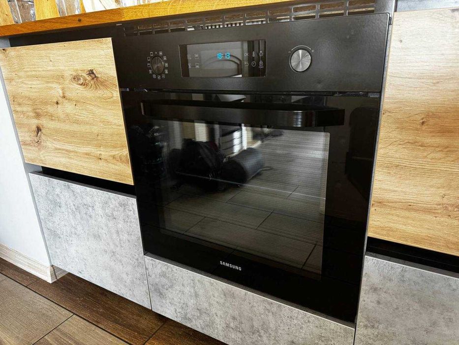 Вбудована духова шафа Samsung NV66M3535BB/EO. Великий асортимент!