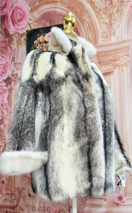 EuMereço! Casaco Vison cor rara Crus Negra