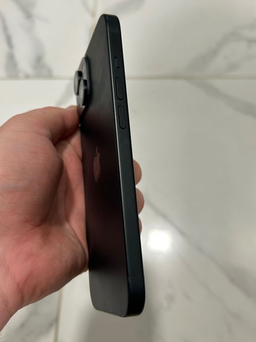 Apple iPhone 15 128 GB