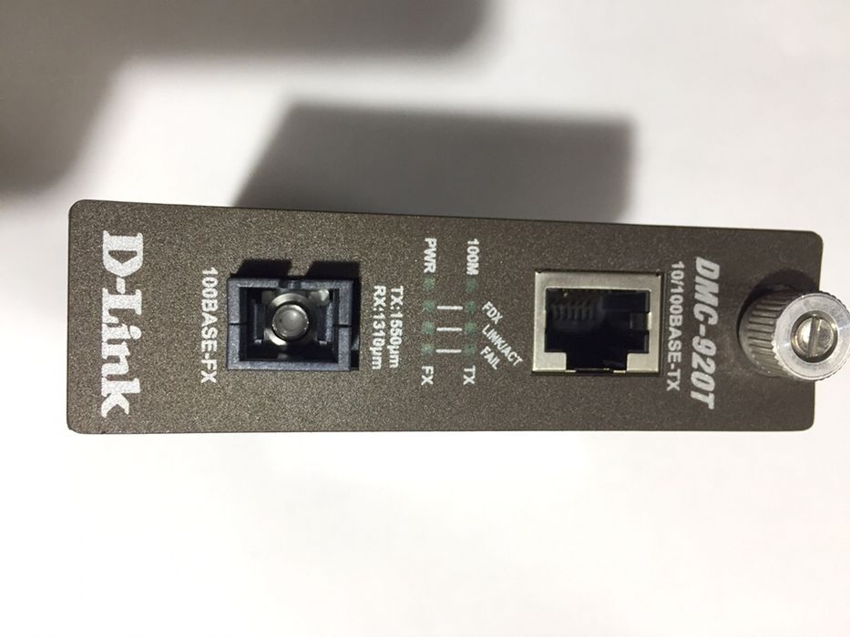 Медиа конвертор D-Link DMC-920T