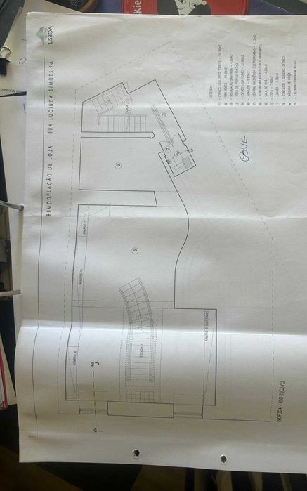 Loja com 170m2 - Junto ao Mercado de Arroios