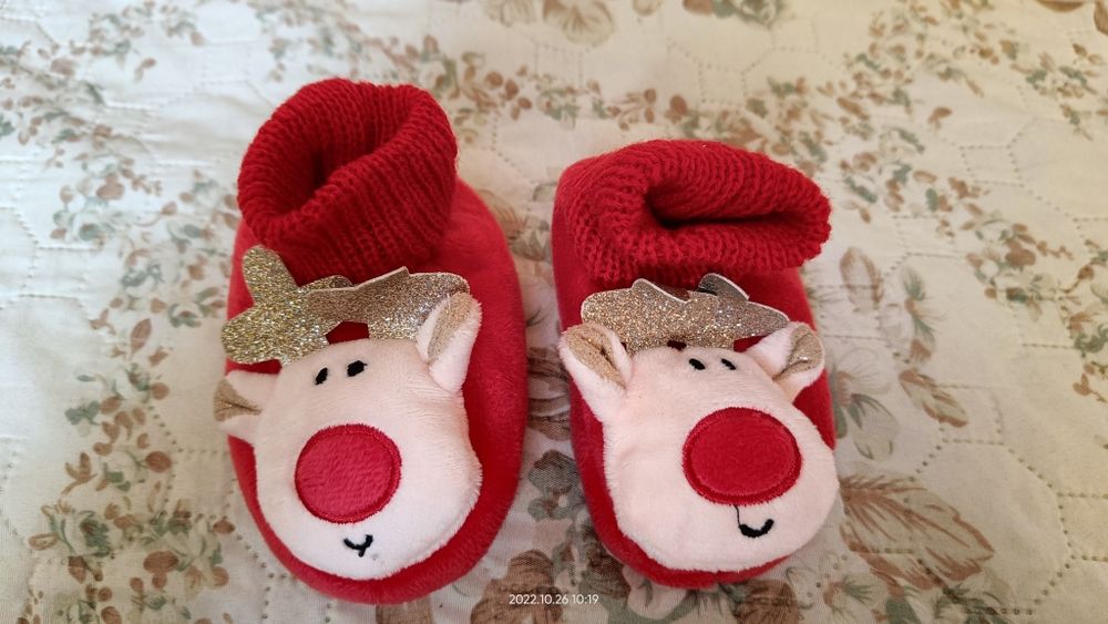 Buciki, buty niechodki niemowlęce, r 18 /19 święta renifer