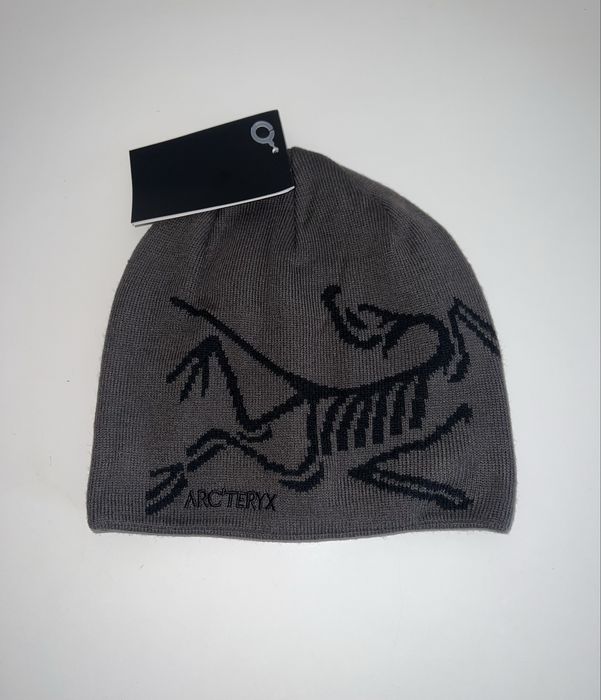 Czapka arc’teryx beanie ciemnoszara