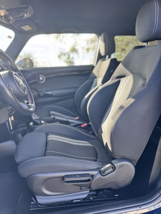 MINI COOPER 1.6i de 2016 full extras otimo estado geral