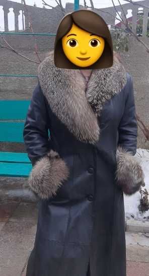 Продам кожаный плащ с поясом в хорошем состоянии