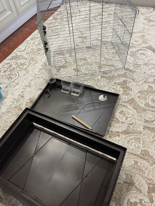 Клітка для папуг