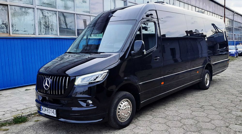 Przewóz  osób - wynajem busa lub autobusu - wesela - imprezy