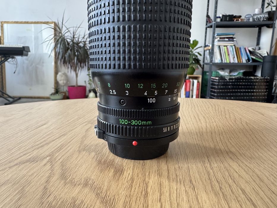 Обʼєктив Canon FD 100-300mm f/5.6 | Телезум в чудовому стані.