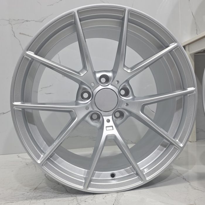 Jantes 18” Compatíveis BMW M4 CS 5x120