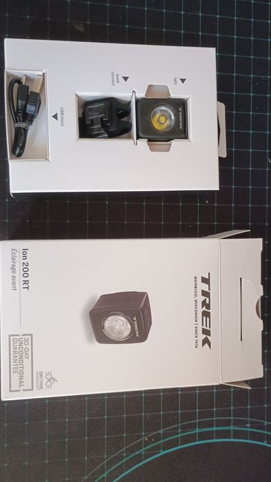 Luz de bicicleta Trek Ion 200 RT, nova
