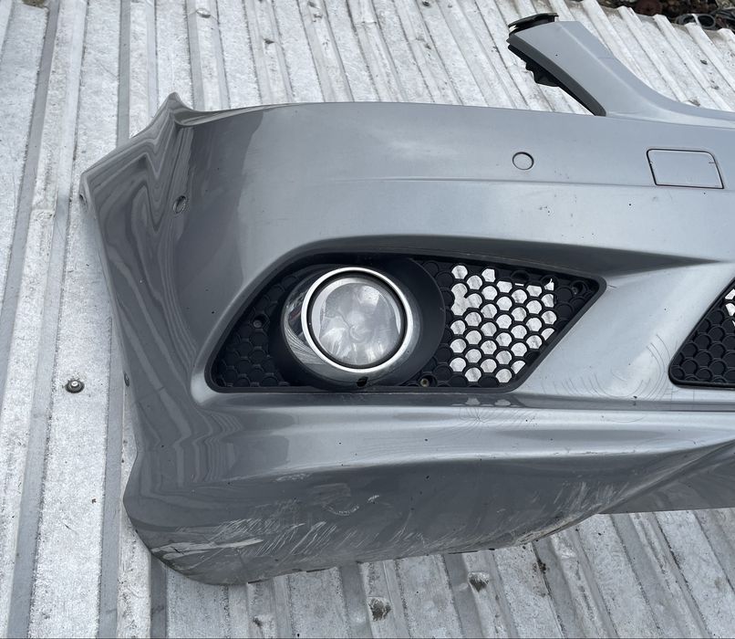 Бампер передній Mercedes Benz C-class W204 AMG колір 792