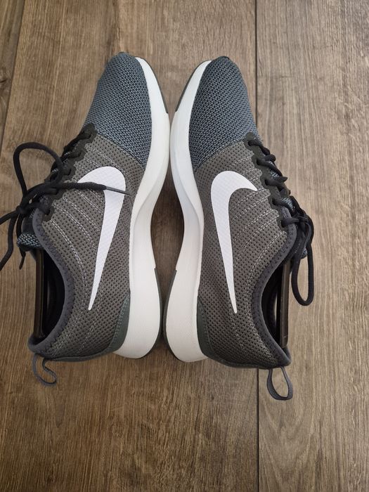 Кроссовки Nike Dualtone Racer