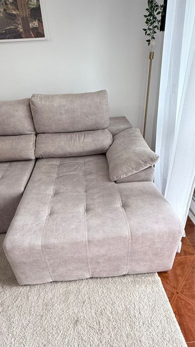 VENDO SOFÁ CAMA COM CHAISE LONG COR CINZA CLARA