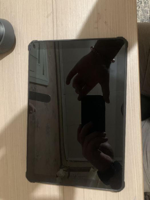 Продам планшет робочий