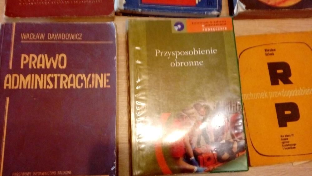 różne książki po 10 zł
