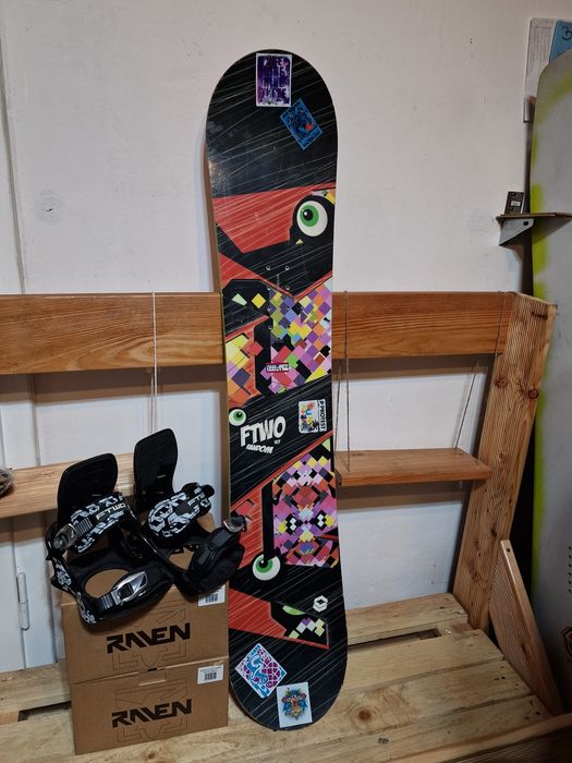 Dziecięca deska snowboardowa Ftwo 137 cm komplet