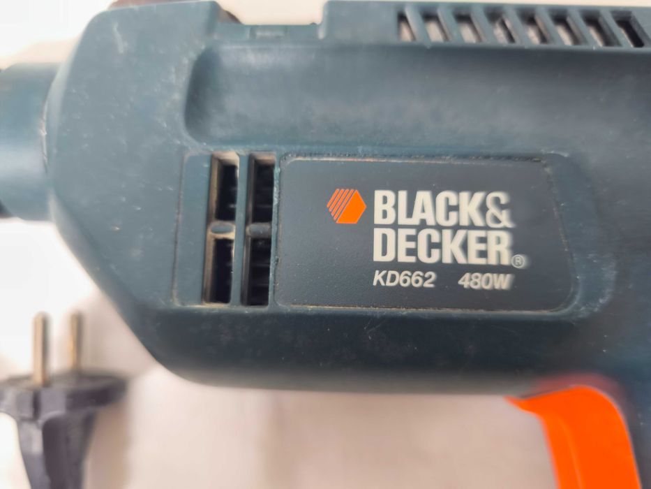Berbequim de impacto Black Decker KD662 a precisar de reparação