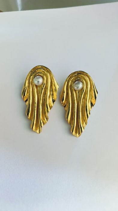 Brincos prata dourado com pérola