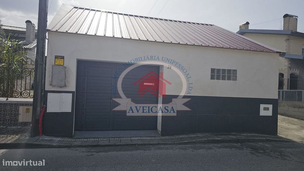 Casa e armazém para venda em Ílhavo
