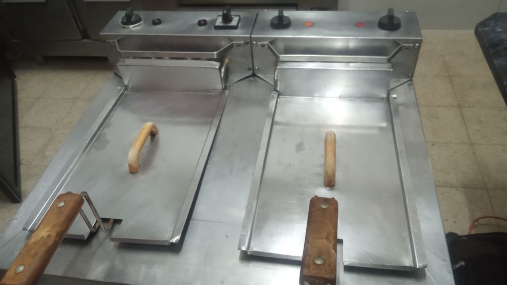Fritadeira dupla industrial elétrica