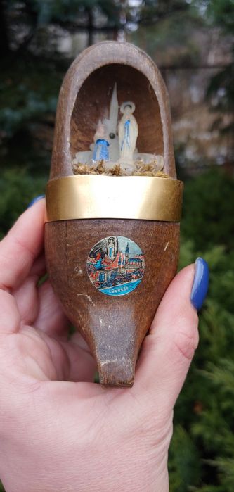 Zabytkowa zawieszka pamiątka z Lourdes (F20)