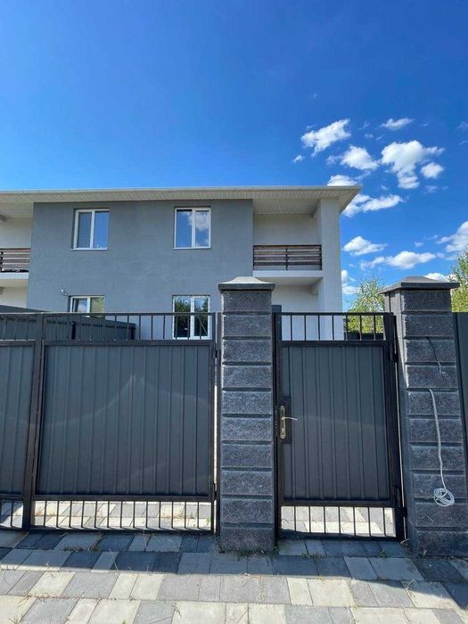 Шок ціна! Дуплекс з балконом у Бучі на 3 сотках. 10 хв пішки до парку!