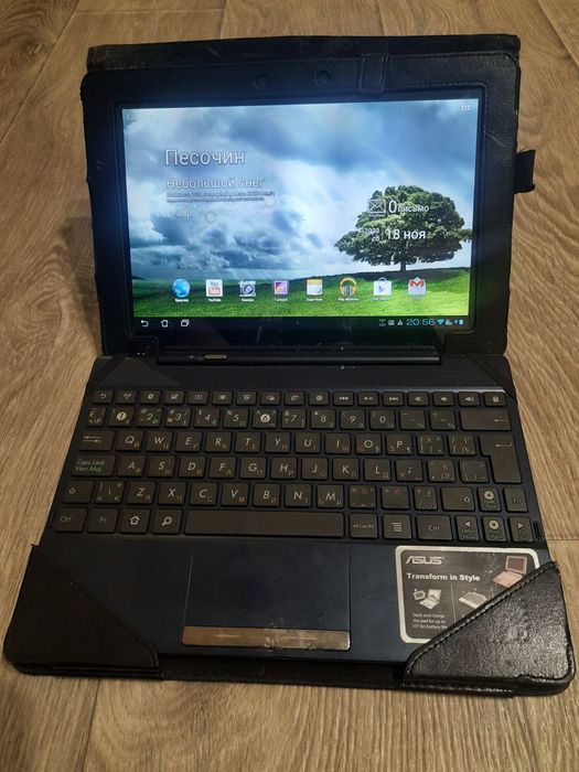 Планшет  трансформер Asus TF 300T с док станціїй