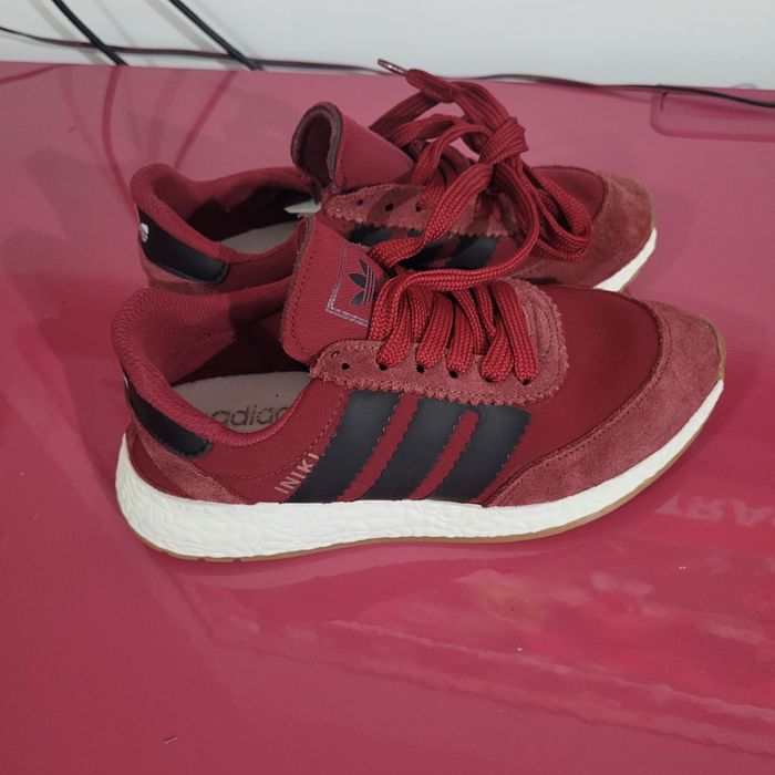 Tenis adidas varios tamanhos