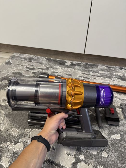 Пилосос Dyson V15