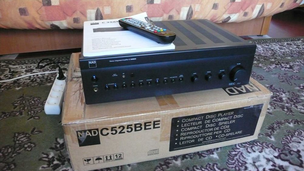 Arcam Solo Music MK2 -  підсилювач, CD/SACD плеєр, стример тюнер цап.