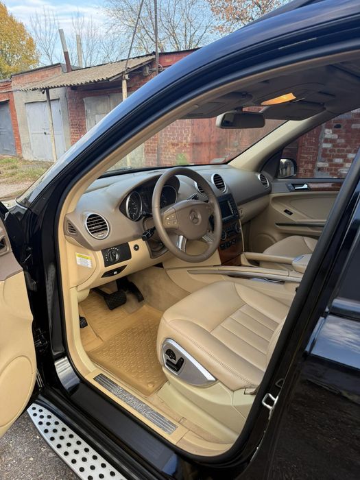 Mercedes Benz ML 350