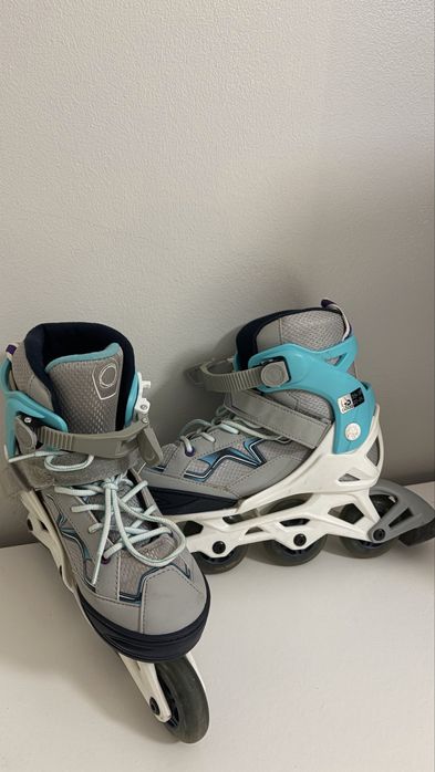 patins em linha em otimo estado