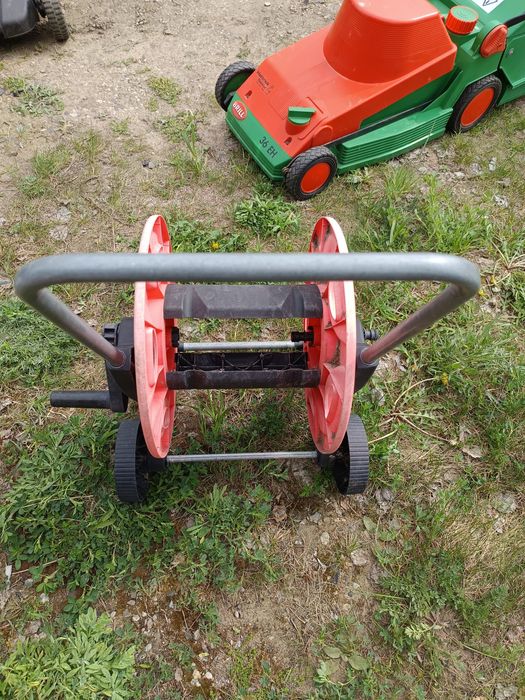 Wózek zwijak na wąż