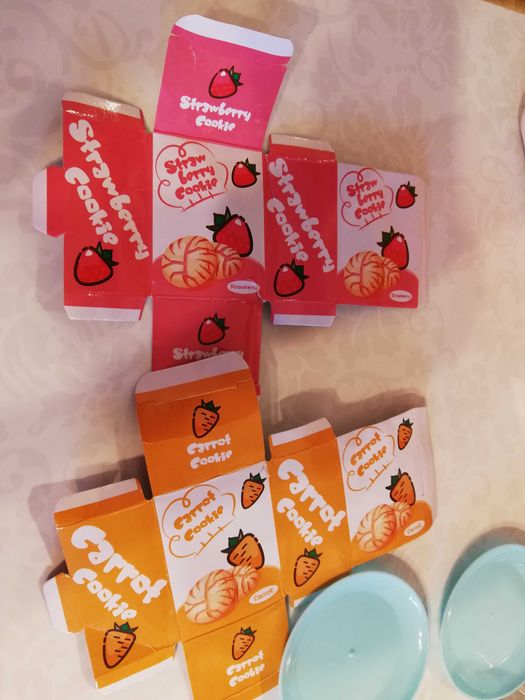 Plastikowa kuchenka z akcesoriami