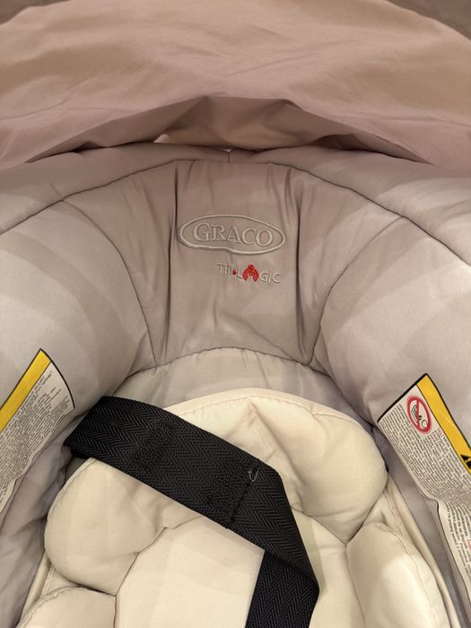 Автокрісло переноска Graco 0-13 кг з базою Isofix