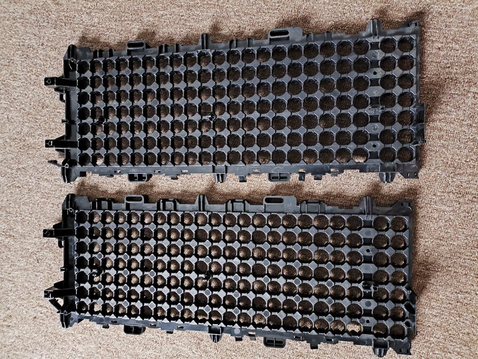 Холдер для элементов 18650 на 154 единицы