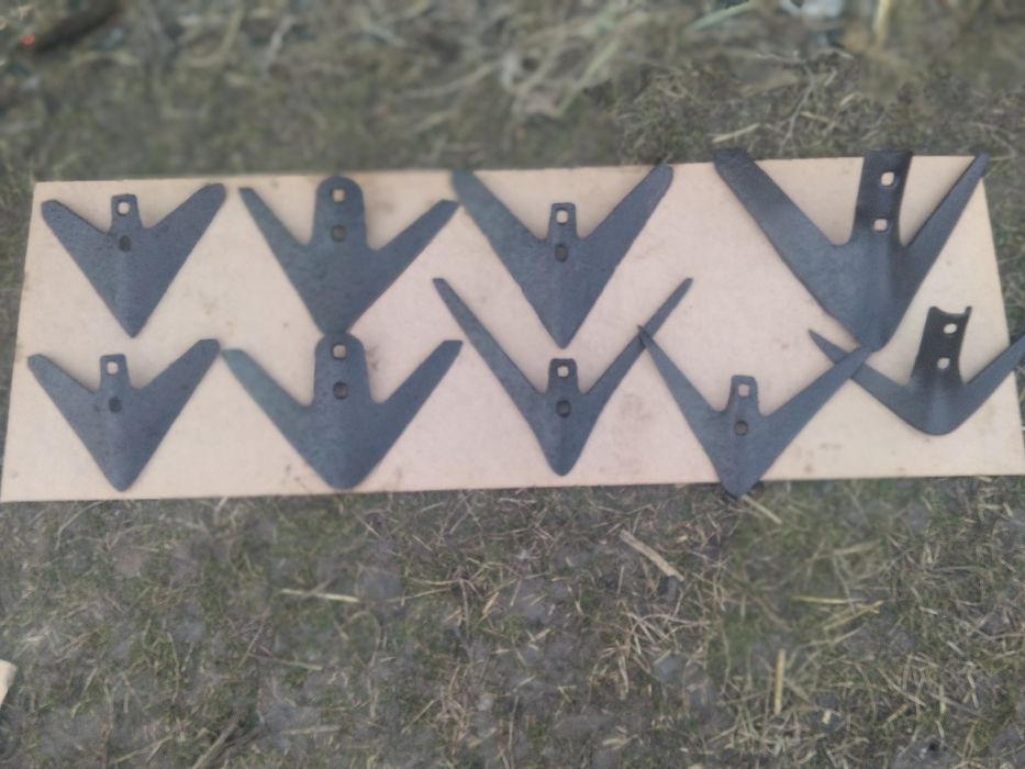 Леміші для плуга і лапи для культиватора