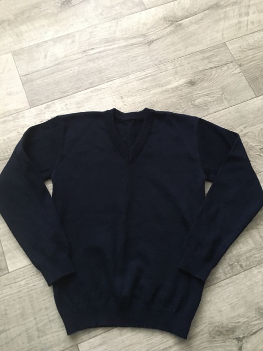 Світер 140р. темно-синій, теплий (9-10р)