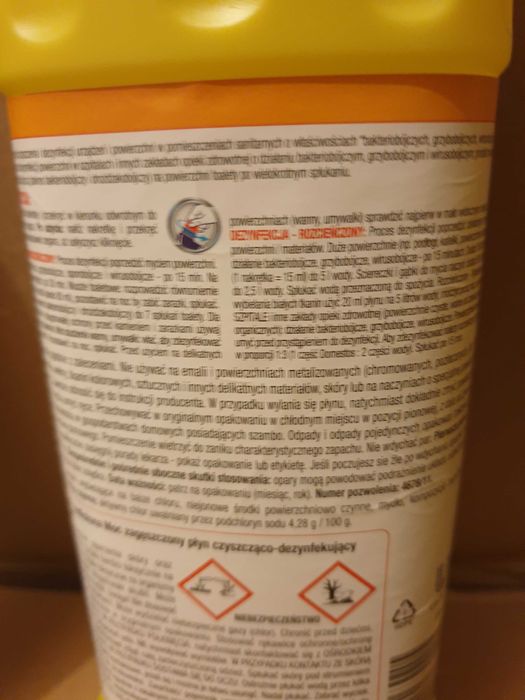 Płyn Domestos 1 L czyszczenie WC