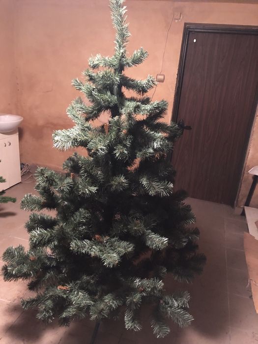 Choinka Ze stojakiem 180 cm