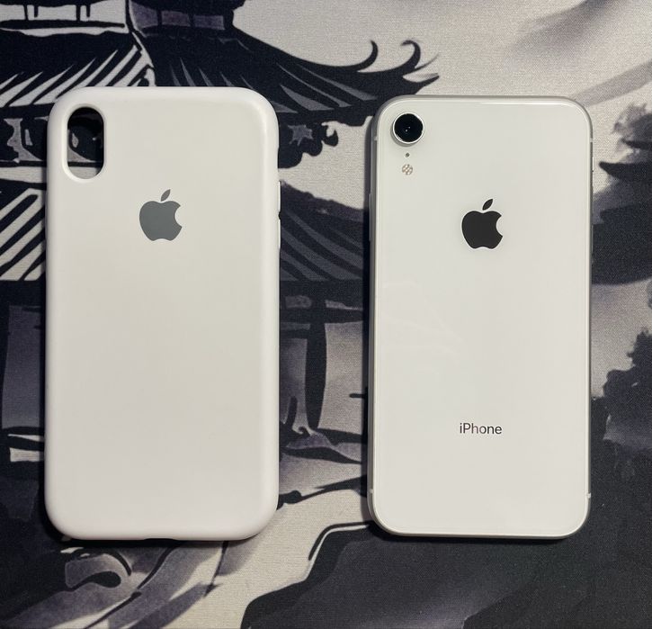 iPhone Xr White на 64gb