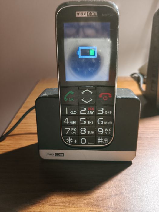 Telefon komórkowy Maxcom