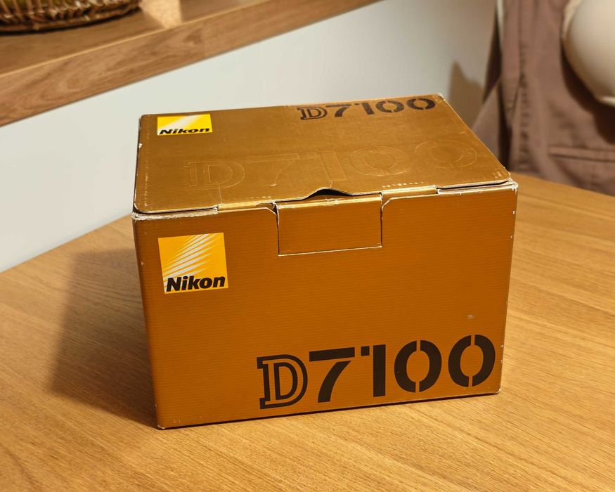 Lustrzanka Nikon D7100 body okazja tanio bdb stan mały przebieg