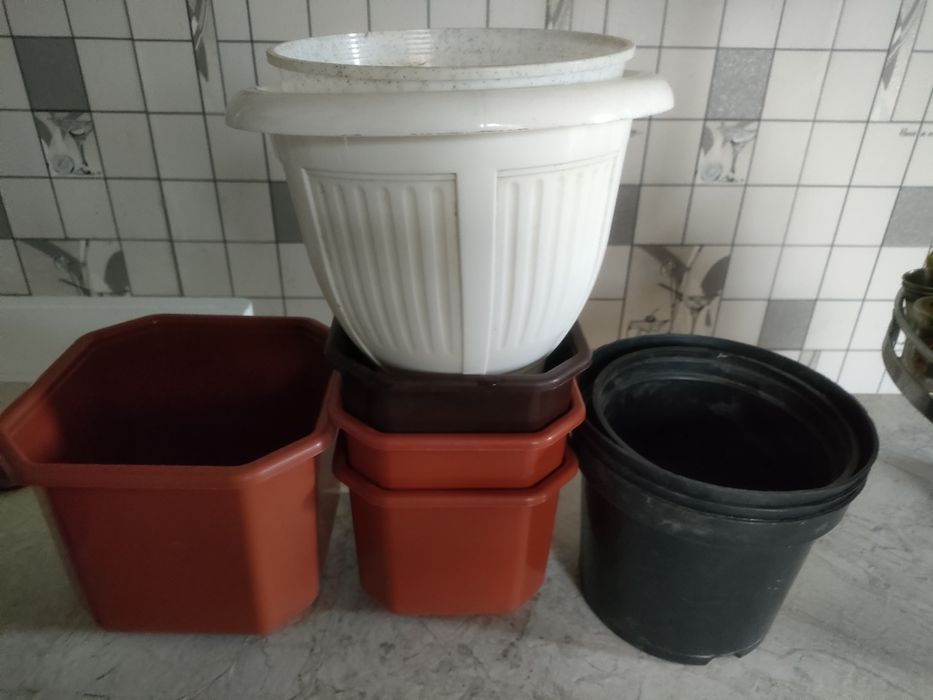 Вазони для квітів