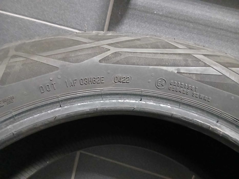 Opony 235 55 18 continental 2022r. Letnie
