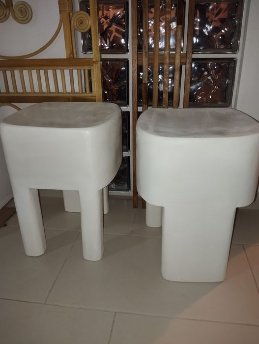 Conjunto de mesas de apoio