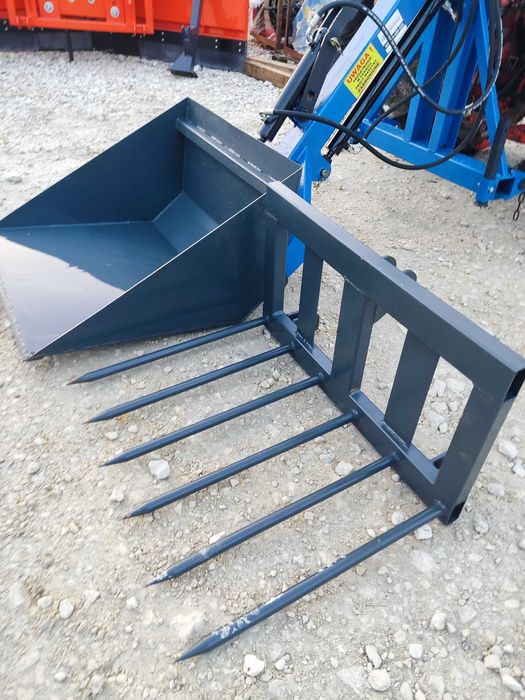 Na tył ciągnika tur ładowacz lycha hydrauliczna do ziemi piachu Dowóz